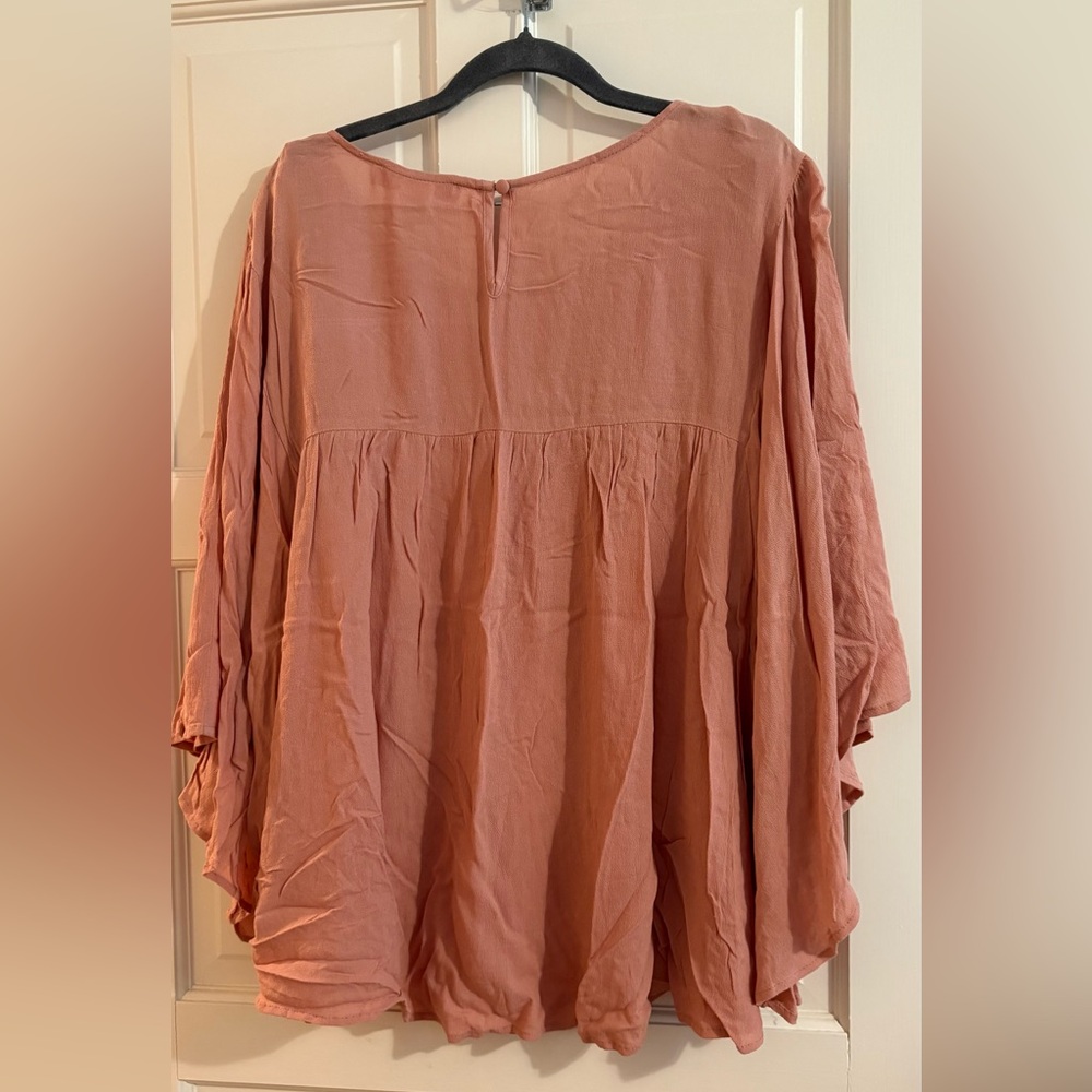 Flying Tomato Women’s Plus Embroidered Blouse - Dusty Rose Sz 3X - Picture 6 of 7